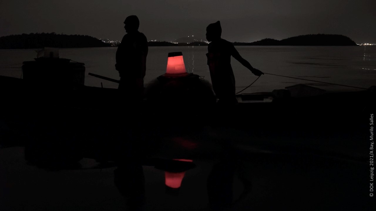 DOK Leipzig 2021 Artikel Arbeiterklasse A Bay c DOK Leipzig 2021 A Bay Murilo Salles