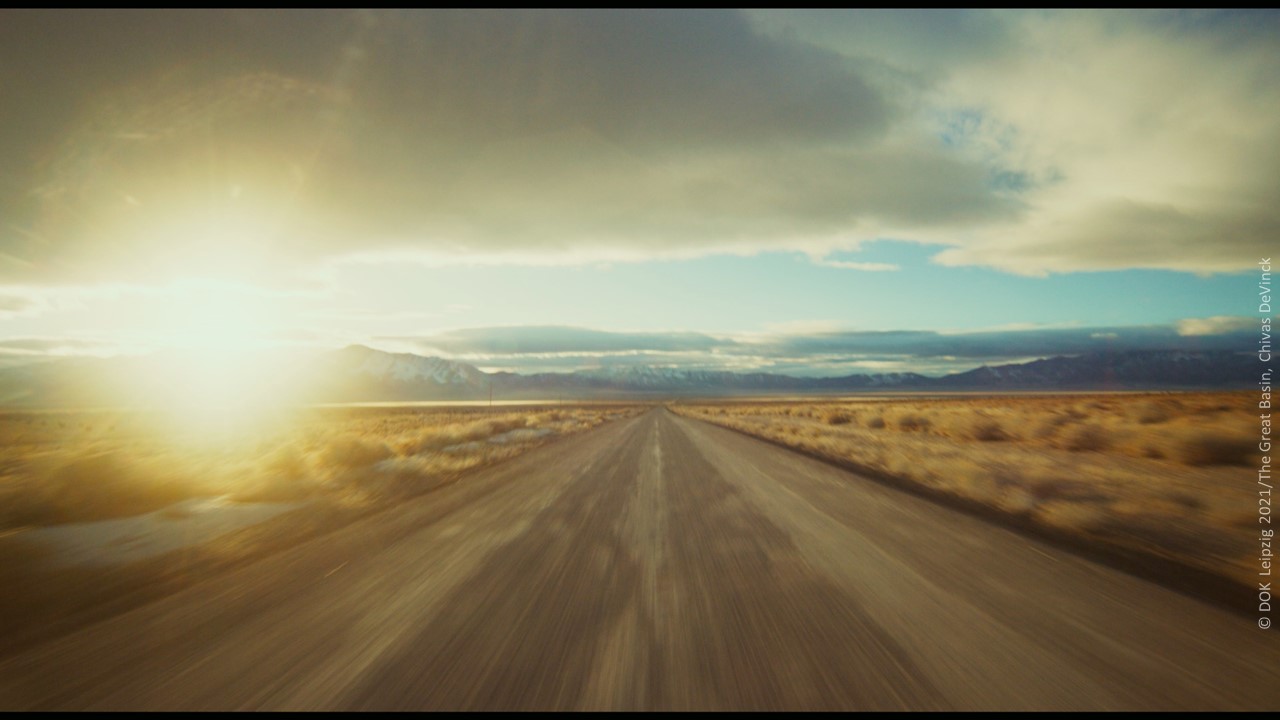 DOK Leipzig 2021 Artikel Arbeiterklasse The Great Basin c DOK Leipzig 2021 The Great Basin Chivas DeVinck