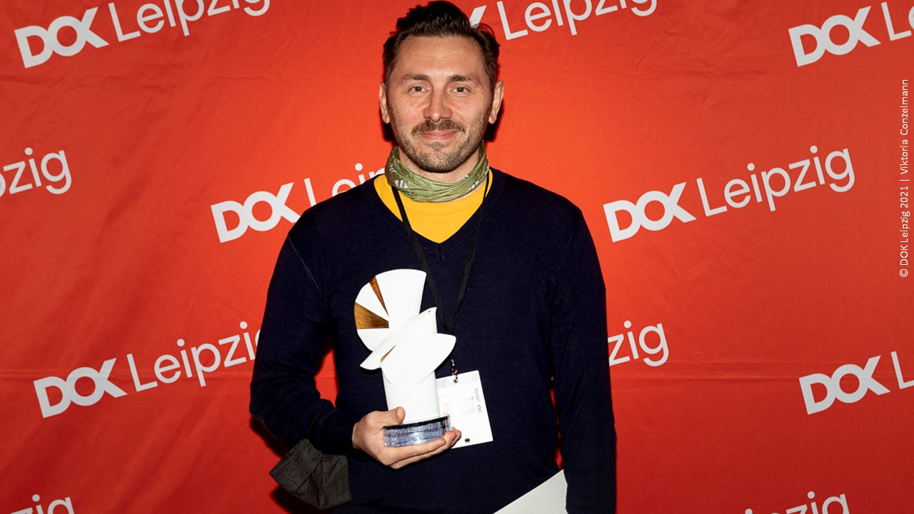 DOK Leipzig 2021 PreisverleihungTauben Nikola Illic für Dida c Viktoria Conzelmann