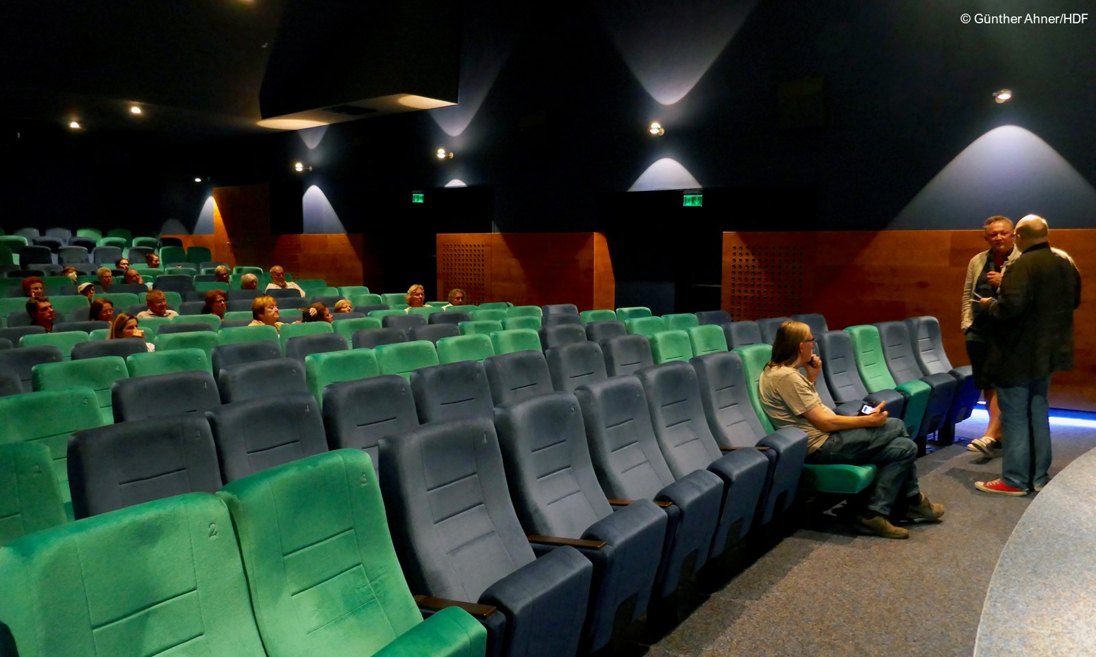 DOK Premiere Wettermmcher P1340406 160822 Delphi Stgt by Guenther Ahner web