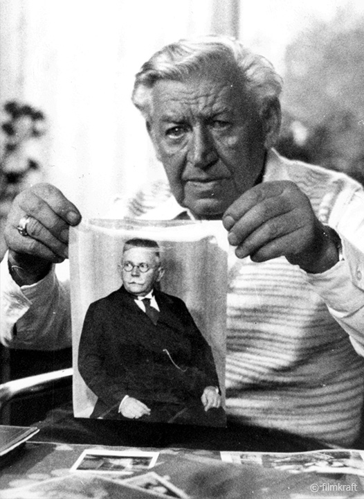 Setzer mit Foto Hugenberg by filmkraft web