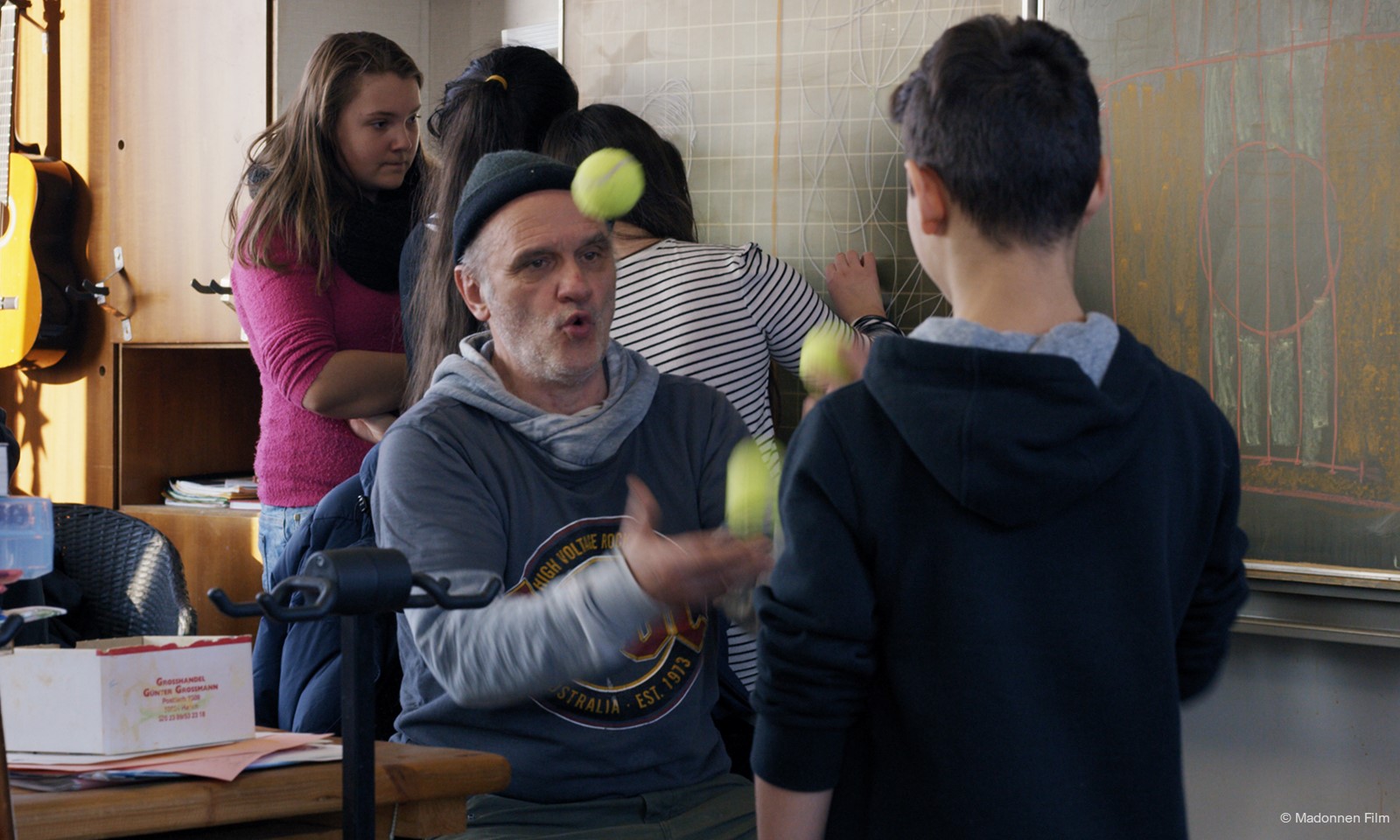 HERR BACHMANN UND SEINE KLASSE still 6 bearb Madonnen Film