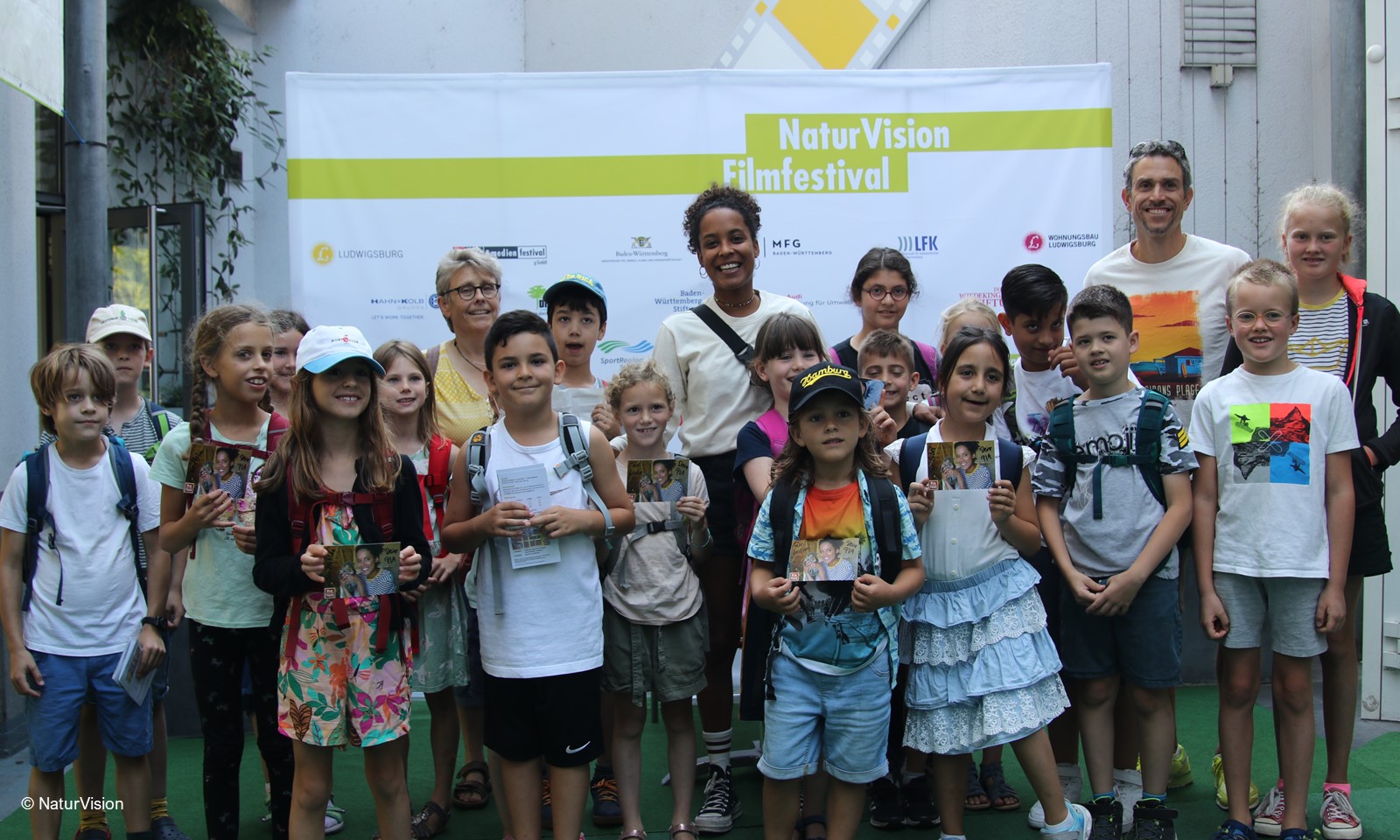 Gruppenfoto mit Pia IMG 9334 Foto NaturVision Web