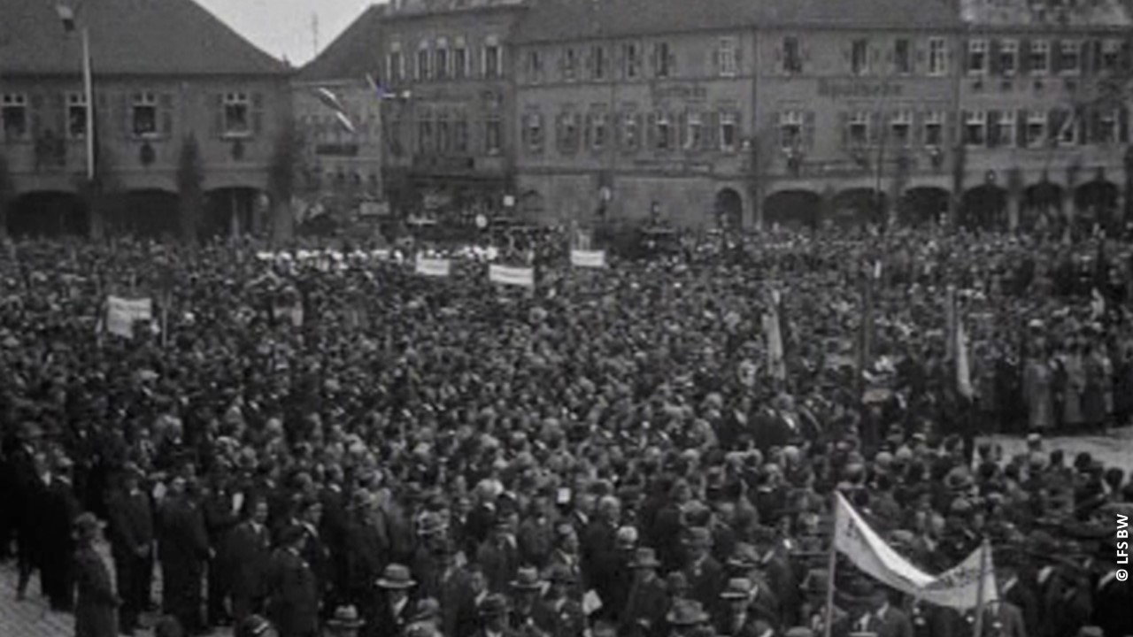Neuland Ludwigsburg LFS KundgebungMarktplatz1930 c LFS BW