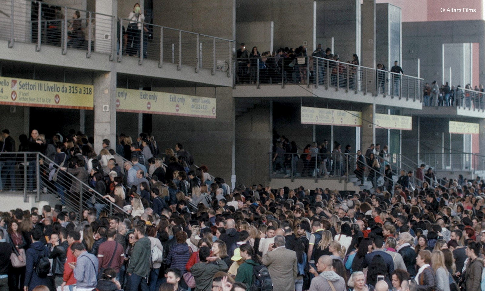 100844 000 A 3690802 1654610139 c Altara Films web