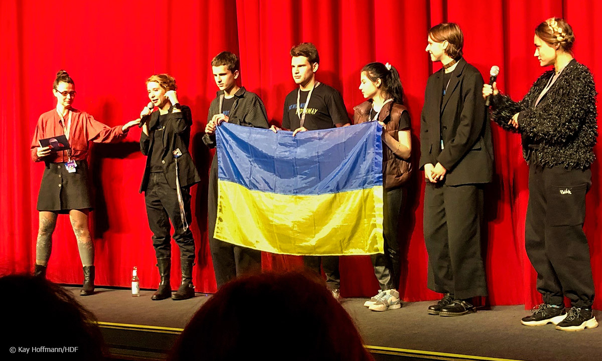 Berlinale2023 Screening WeWillNotFadeAway by Kay Hoffmann handy