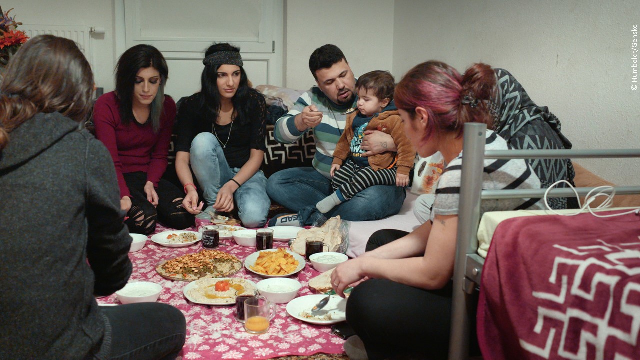 DOK Premiere ZUHURS DAUGHTERS 3 cHumboldt Genske web