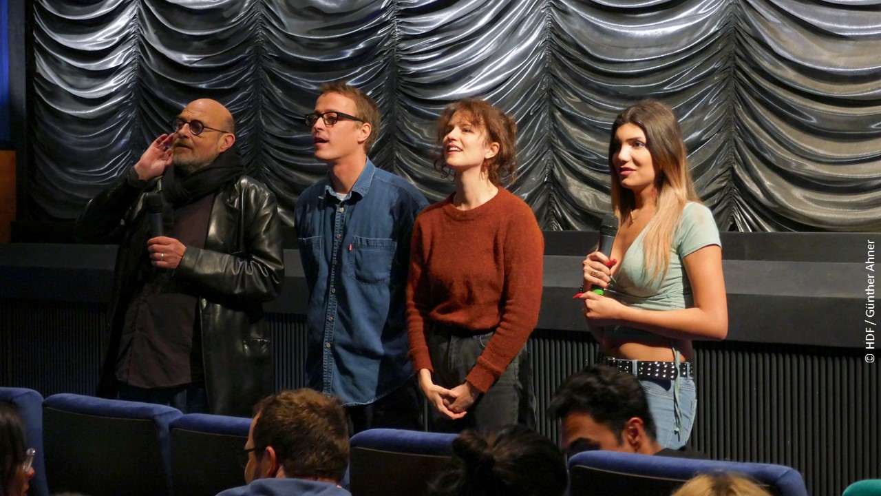DOK Premiere Stuttgart Zuhurs Töchter Filmgespräch Regisseure Samar und Goggo Gensch 2 c HDF Günther Ahner web