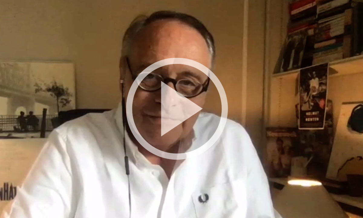 Bild: Gero von Boehm im Interview mit DOKVILLE Kuratorin Astrid Beyer