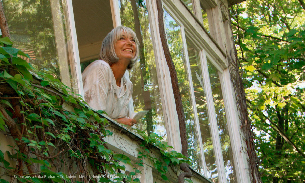 Szene aus »Erika Pluhar – Trotzdem. Mein Leben« © HR/Christian Zecha