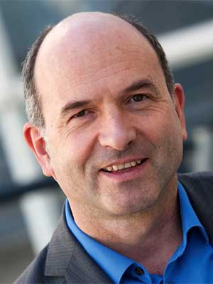 Dr. Manfred Hattendorf